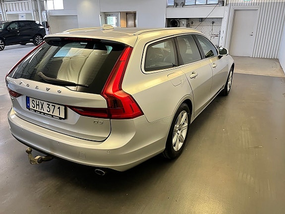 Volvo V90 5 of 5