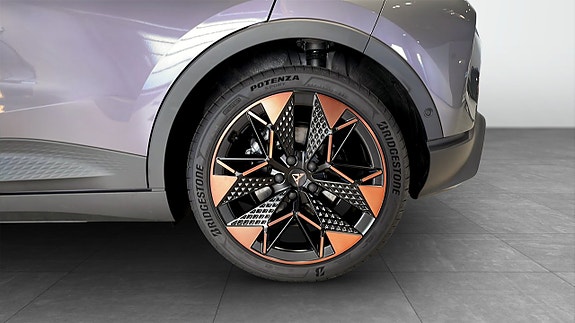 Cupra Raval 6 of 12