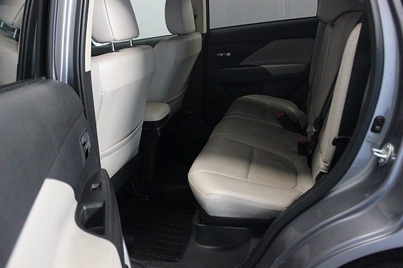 Mitsubishi Outlander 11 of 21