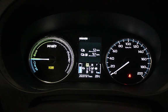 Mitsubishi Outlander 16 of 21