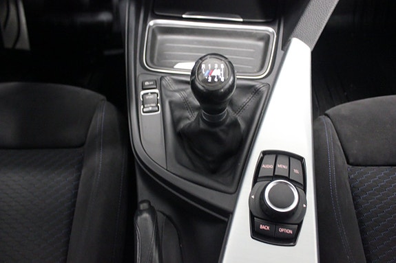 BMW 318d 23 of 26
