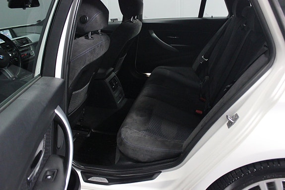 BMW 318d 14 of 26