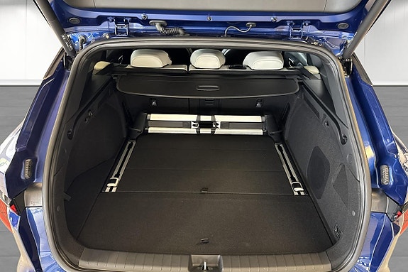 Kia K4 9 of 19