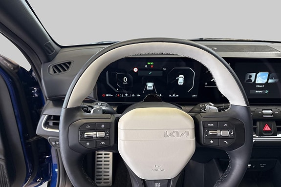 Kia K4 11 of 19