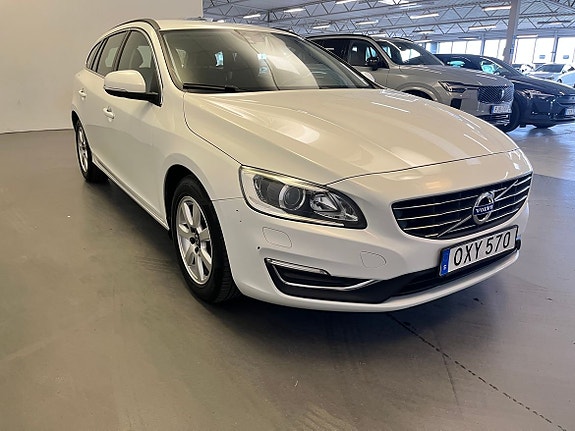 Volvo V60 7 of 12