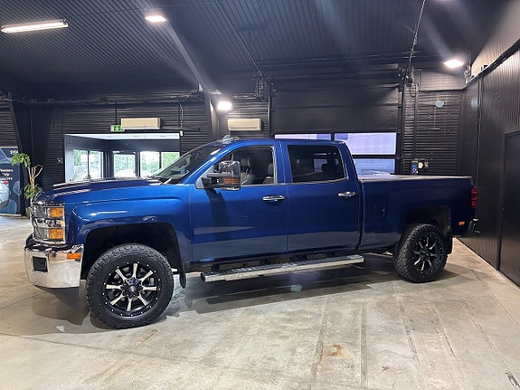 Chevrolet Silverado 2500 4 of 5