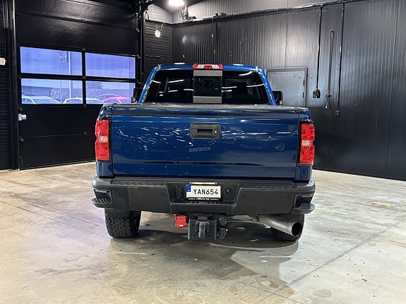 Chevrolet Silverado 2500 5 of 27