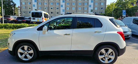 Chevrolet Trax 2 of 5