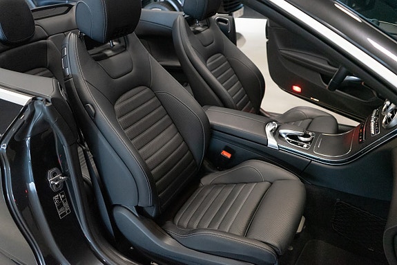 Mercedes-Benz C200 17 of 19