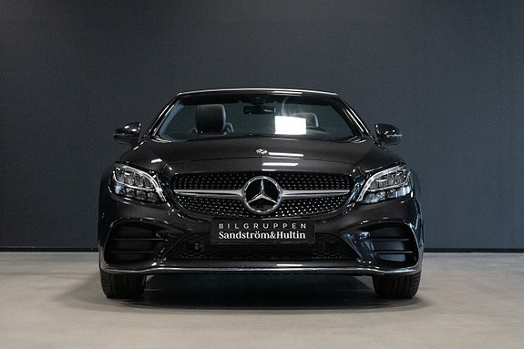 Mercedes-Benz C200 8 of 19