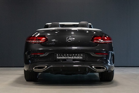 Mercedes-Benz C200 9 of 19