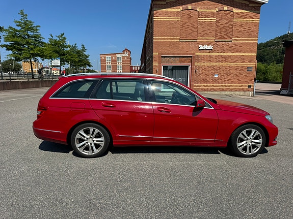Mercedes-Benz C220 3 of 15