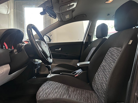Kia Ceed 8 of 14