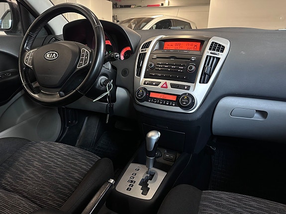 Kia Ceed 13 of 14