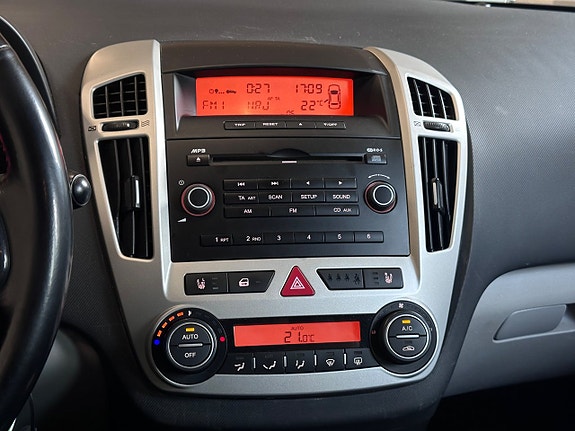 Kia Ceed 11 of 14
