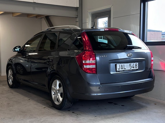 Kia Ceed 4 of 14