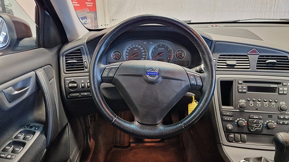 Volvo S60 9 of 16