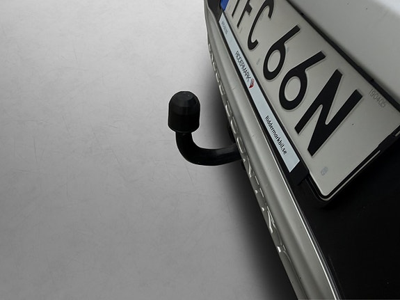 Volvo V40 Cross Country 9 of 30