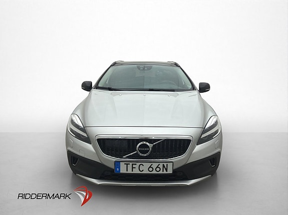 Volvo V40 Cross Country 2 of 30