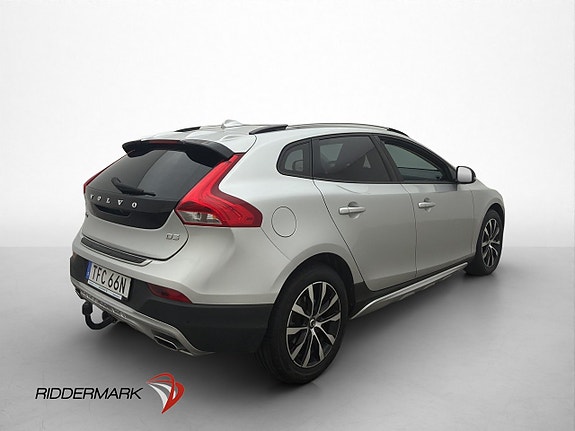Volvo V40 Cross Country 8 of 30