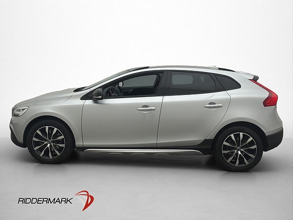 Volvo V40 Cross Country 4 of 30