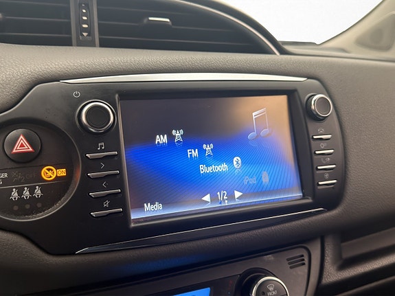 Toyota Yaris 20 of 30