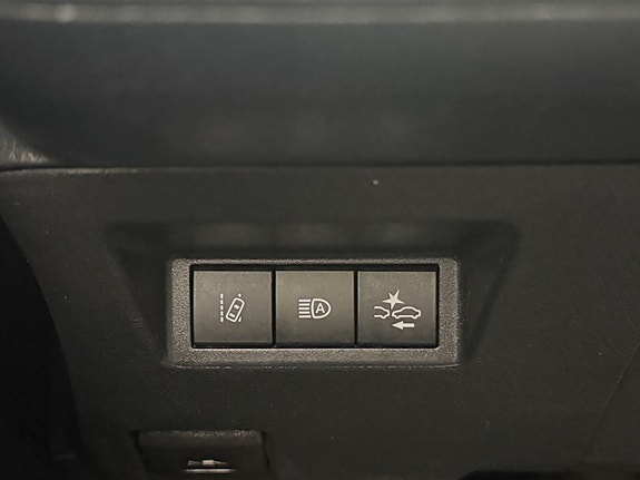 Toyota Yaris 14 of 30
