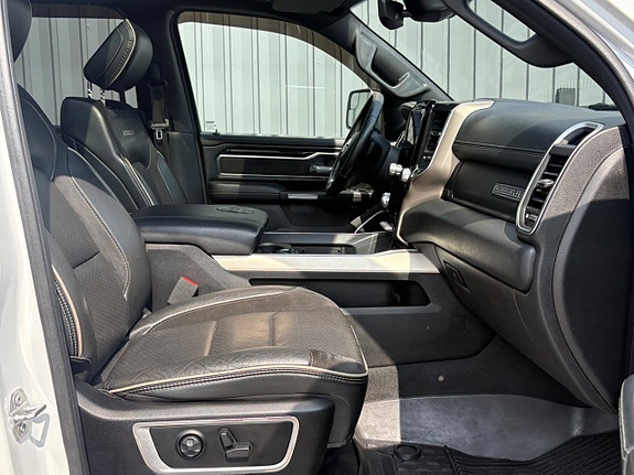 Dodge RAM 1500 15 of 22