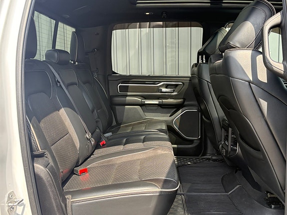 Dodge RAM 1500 17 of 22