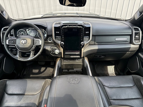 Dodge RAM 1500 9 of 22