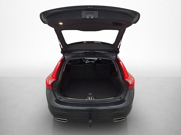 Volvo V60 10 of 30
