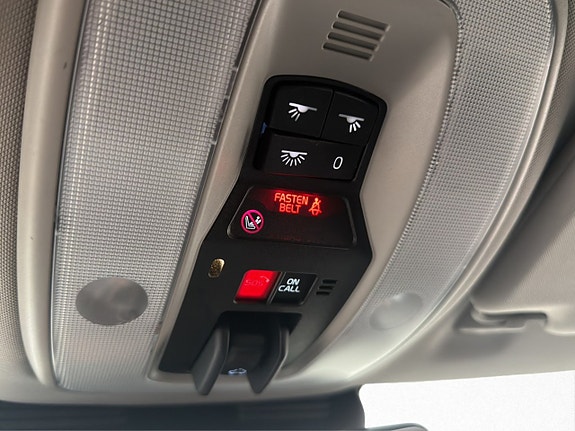 Volvo V60 27 of 30