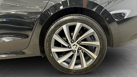 Skoda Octavia 6 of 13