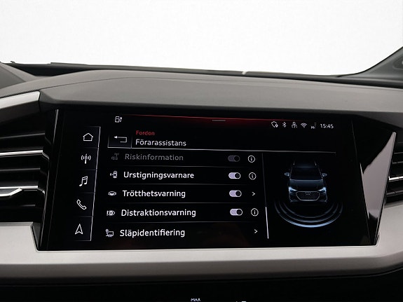 Audi Q4 e-tron 25 of 30