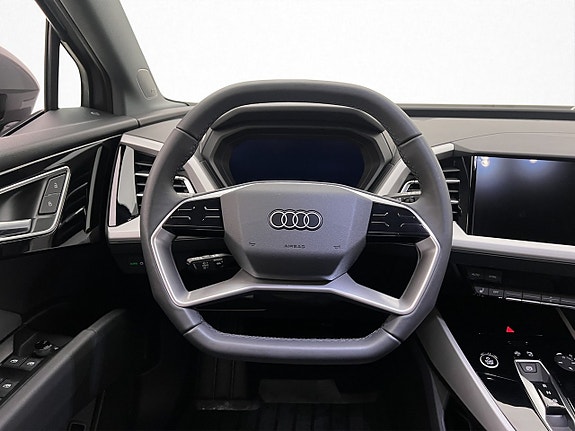 Audi Q4 e-tron 16 of 30