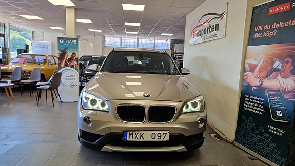 BMW X1 3 of 5