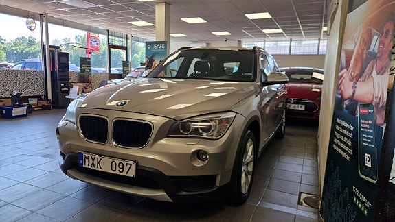 BMW X1 2 of 5