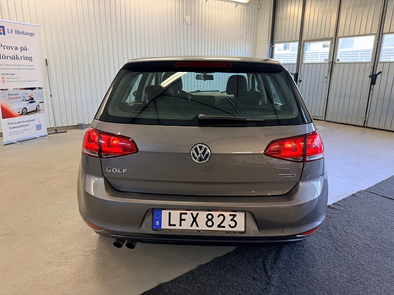 Volkswagen Golf VII 7 of 17