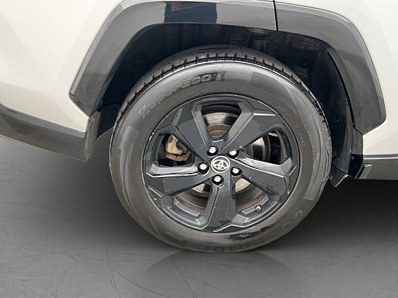 Toyota RAV4 29 of 30