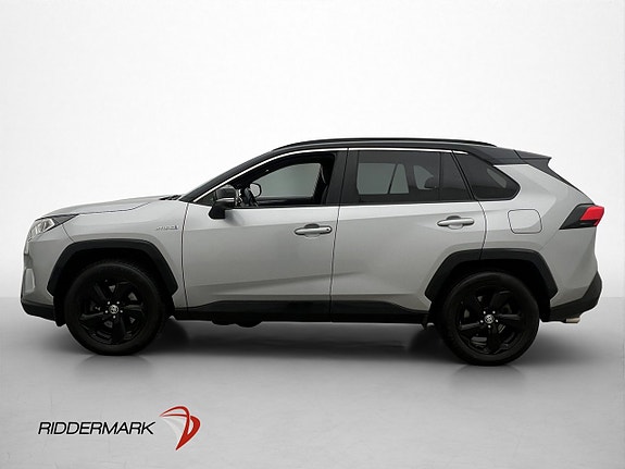 Toyota RAV4 4 of 30