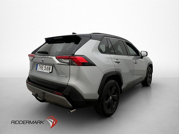 Toyota RAV4 8 of 30