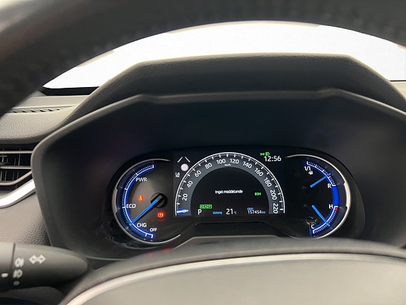 Toyota RAV4 16 of 30