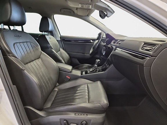 Skoda Superb 15 of 15