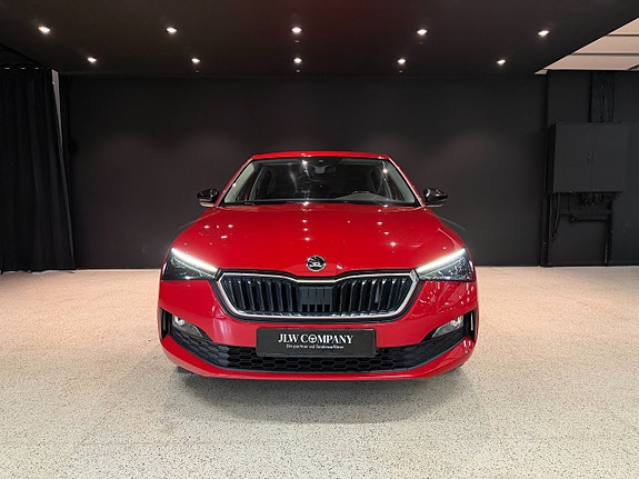 Skoda Scala 2 of 5