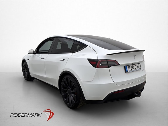 Tesla Model Y 5 of 5
