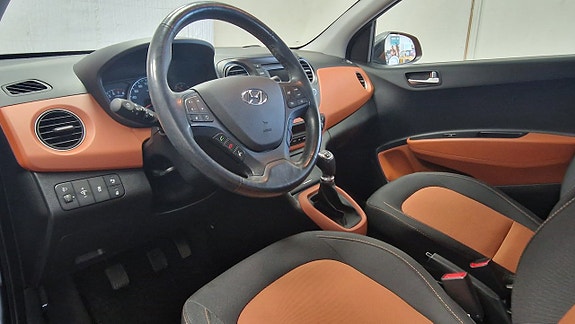 Hyundai i10 8 of 16