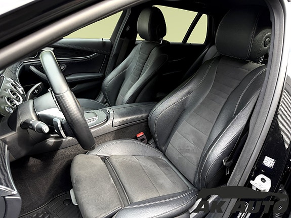 Mercedes-Benz E300 7 of 9