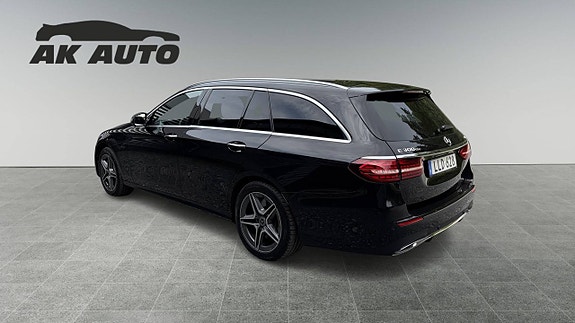 Mercedes-Benz E300 2 of 9