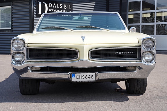 Pontiac LeMans 9 of 27