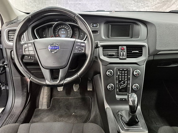 Volvo V40 6 of 7